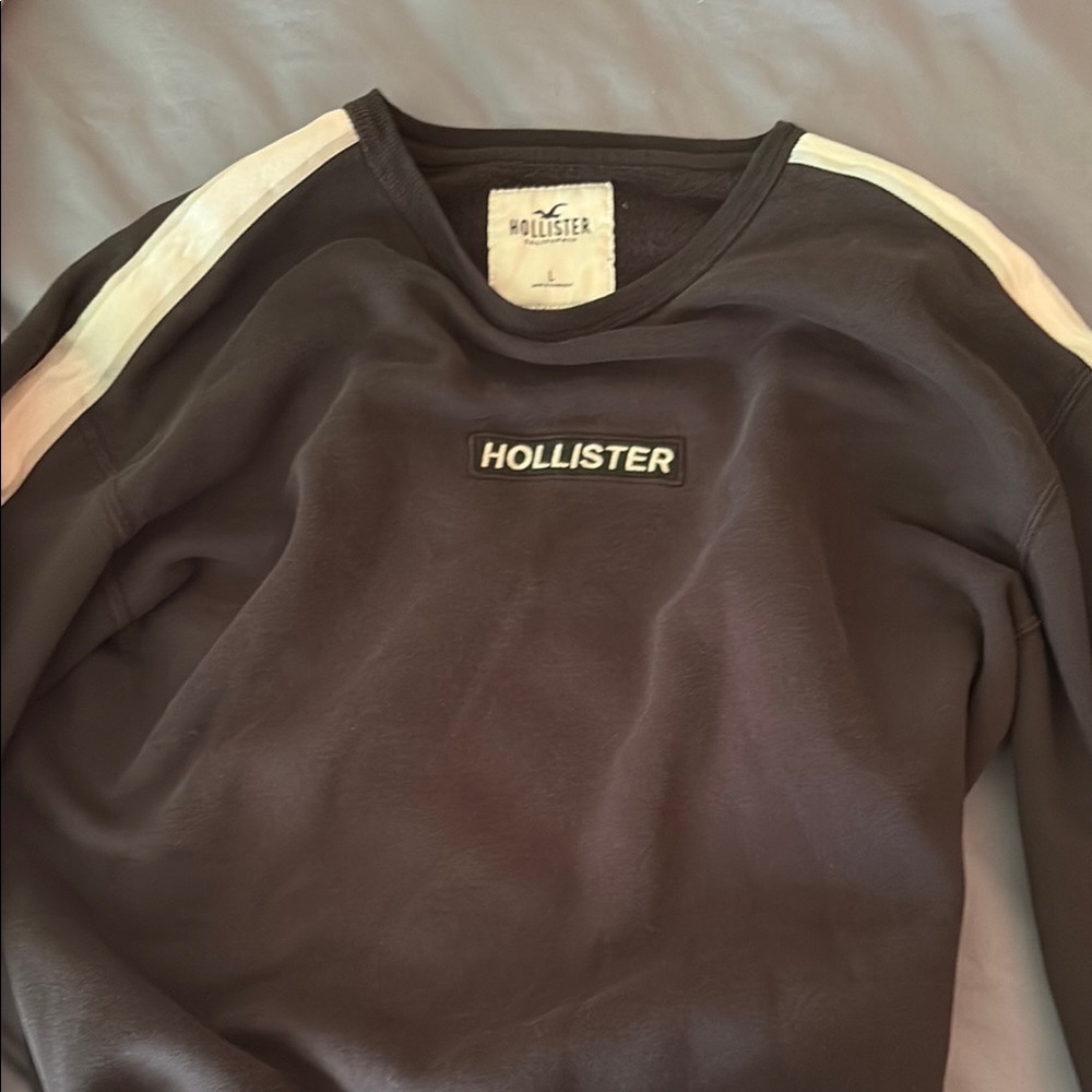 Hollister Black Crewneck Sweater